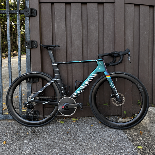 Canyon Aeroad CFR MACH 874 — Paris 2024 Edition